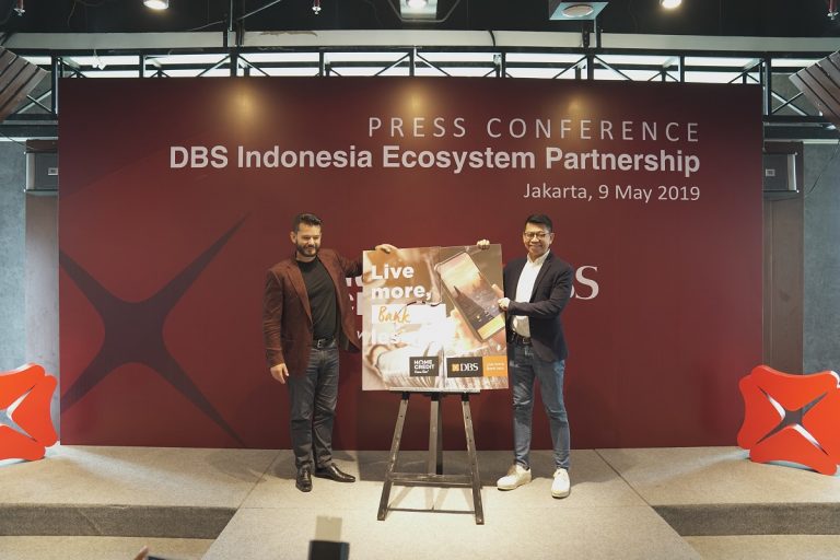 Bank DBS Jalin Kerja Sama Joint Financing dengan Home Credit Sentuh Masyarakat Unbanked