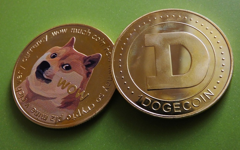 Akankah Dogecoin Mengikuti Terobosan 400% Shiba Inu