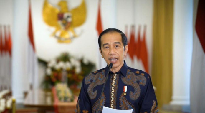 Masyarakat Terjebak Pinjol, Jokowi Minta OJK Kawal Fintech