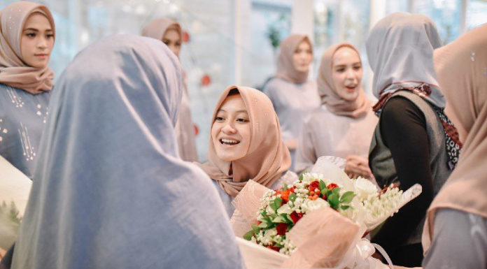 cara bisnis hijab modal kecil