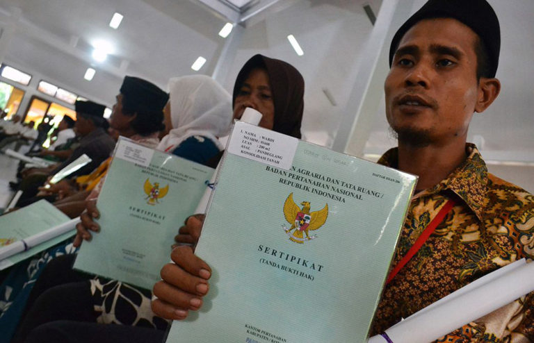 Balik Nama Sertifikat Tanah: Besaran Biaya dan Cara Mengurusnya