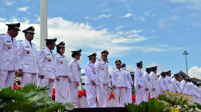 gaji kepala daerah di indonesia