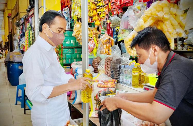 blt minyak goreng jokowi