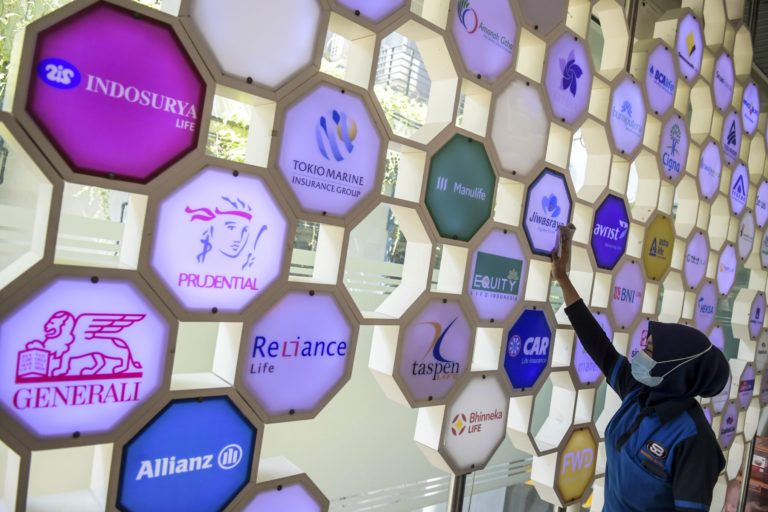 Disorot DPR, Komisioner OJK Diminta Selesaikan Permasalahan Industri Asuransi