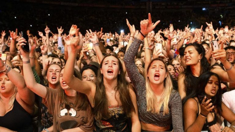 Wah! Ada 6 Negara Terapkan Tak lagi Wajib Pakai Masker, Indonesia kapan?