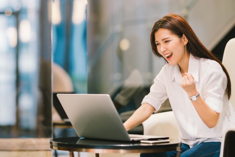 7 Situs Pinjol Cepat Cair Terbaru, Intip-intip Yuk