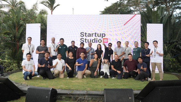 startup studio Indonesia