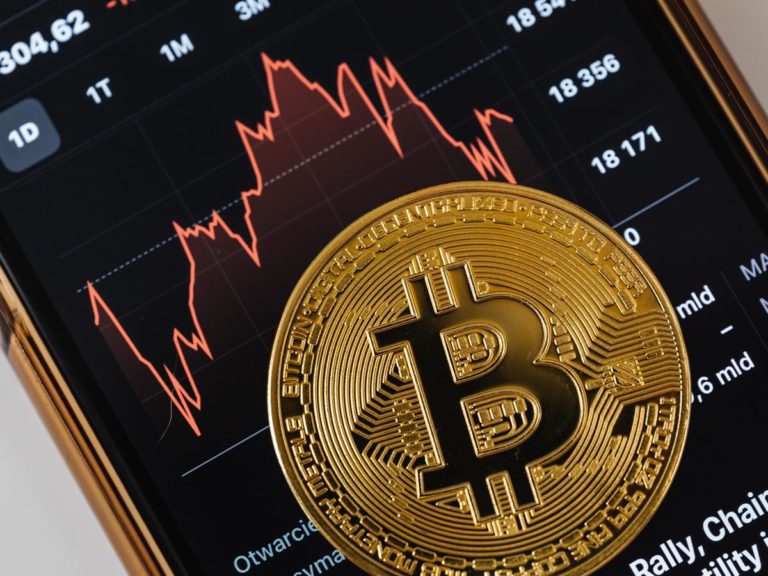 Berita Kripto Hari Ini: Bitcoin Cs Melemah Lagi, Ini Daftar Harganya