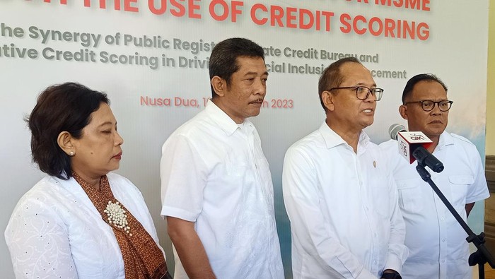 OJK Lembaga Pemeringkat Kredit