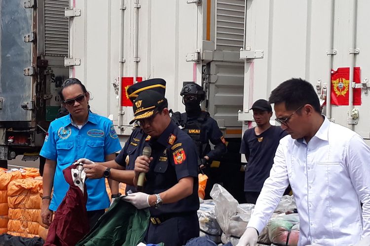 bea cukai pakaian bekas