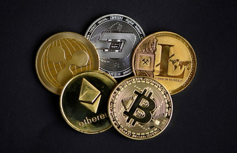 Cryptocurrency Hari Ini: Bitcoin Cs Kembali Melemah, Solana Masih Menguat