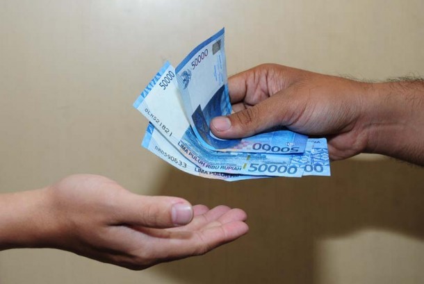 Memberi Hutang dalam Islam