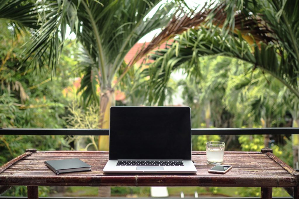 Apa itu Digital Nomad Keuntungan, Kerugian dan Jenis Pekerjaan