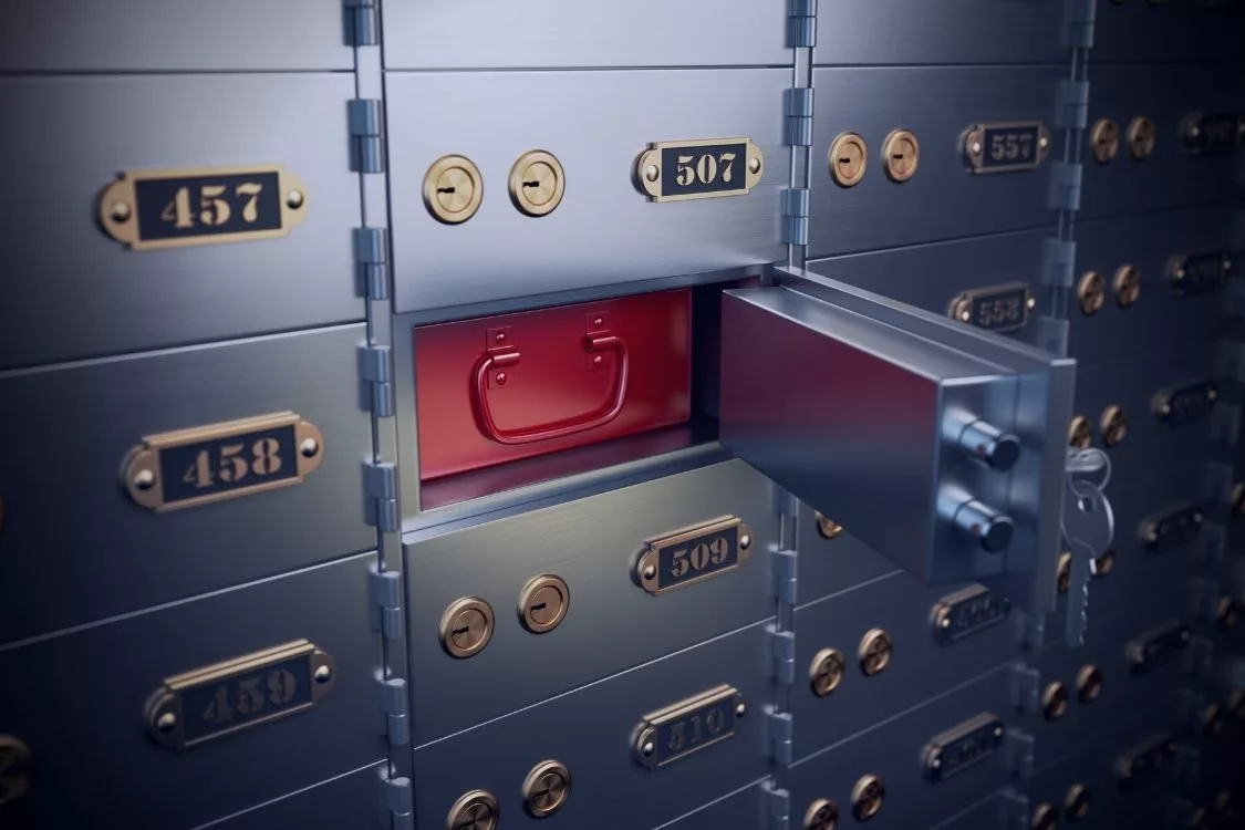 Biaya Safe Deposit Box