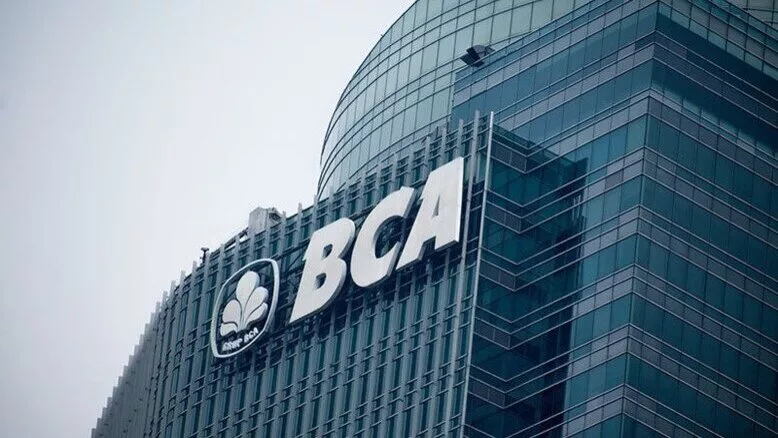 Daftar Biaya Administrasi Terbaru Bank BCA