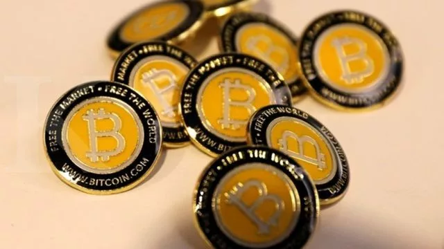 momen halving bitcoin