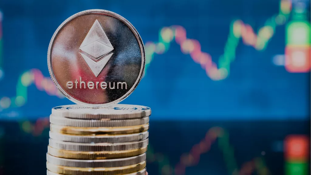 Investor "Smart Money" Jual ETH Sebelum Pasar Jatuh, Prediksi Bearish Terbukti Akurat