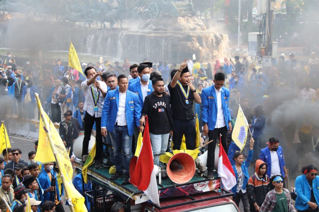 dampak ekonomi karena demo buruh