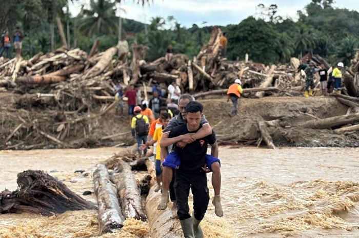 banjir fintech leasing