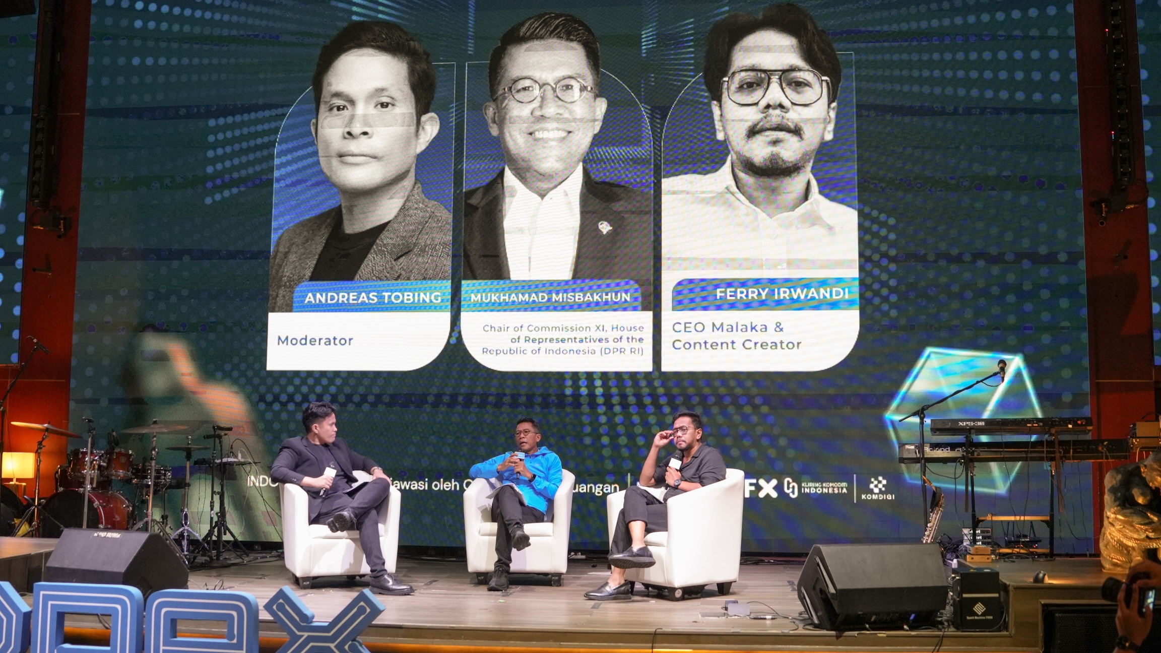 Panel Discussion - Andreas Tobi, M. Misbakhun, Ferry Irwandi - 27 Feb